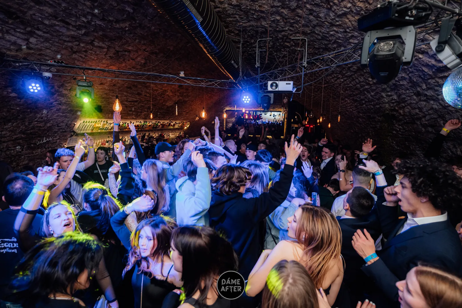 DJ Party – ZONE Bar Praha